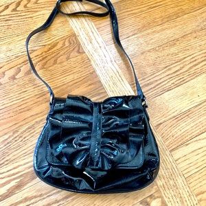 Elle black purse